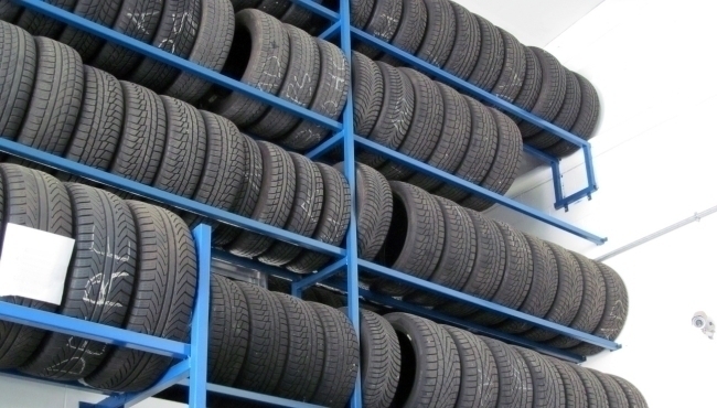 4 Pneumatici Nuovi con Montaggio, Equilibratura e Valvole da €190,00